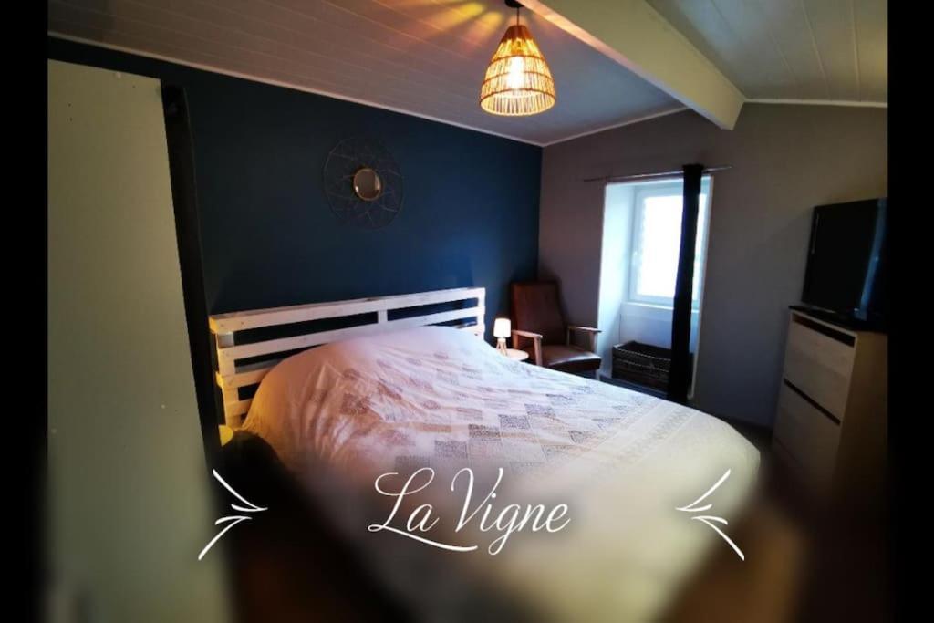 Blanche, Maison De Bourg Pleine De Charme