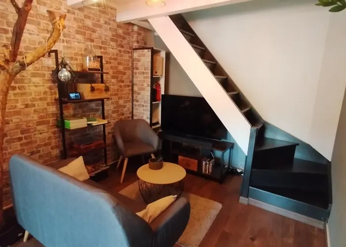 La Roche Blanche, Maison De Bourg Pleine De Charme