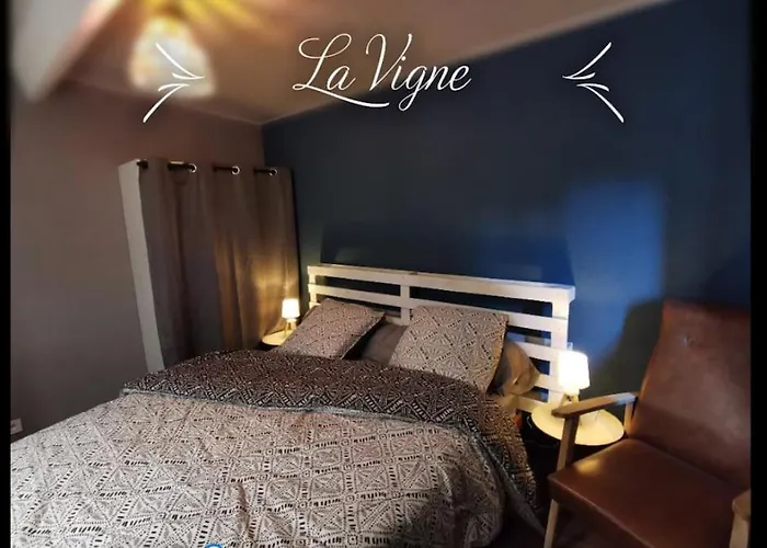La Roche Blanche, Maison De Bourg Pleine De Charme